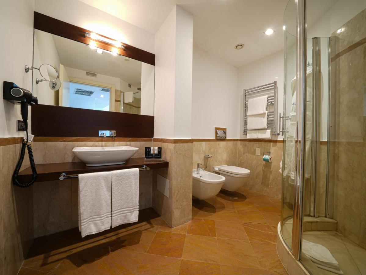 Uappala Apartment Pisa Tower מראה חיצוני תמונה